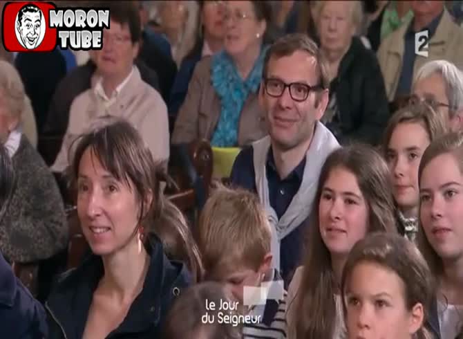 Video :A priest likens Didier Deschamps to Jesus in his sermon